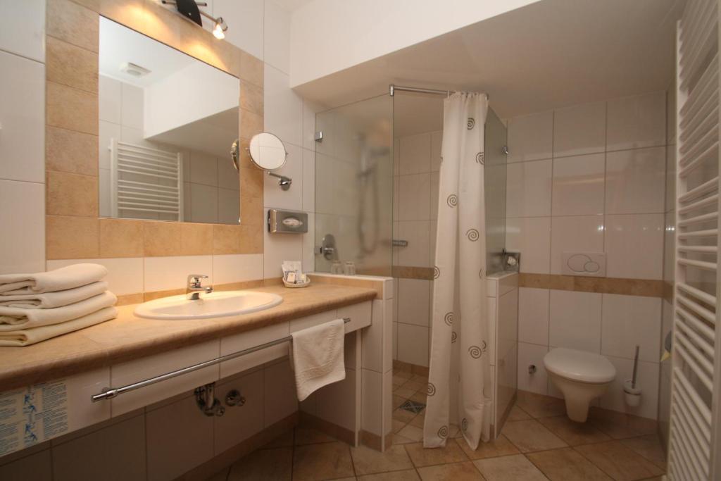 Hotel-Restaurant Gasthaus Bonimeier Niedergottsau Rom bilde